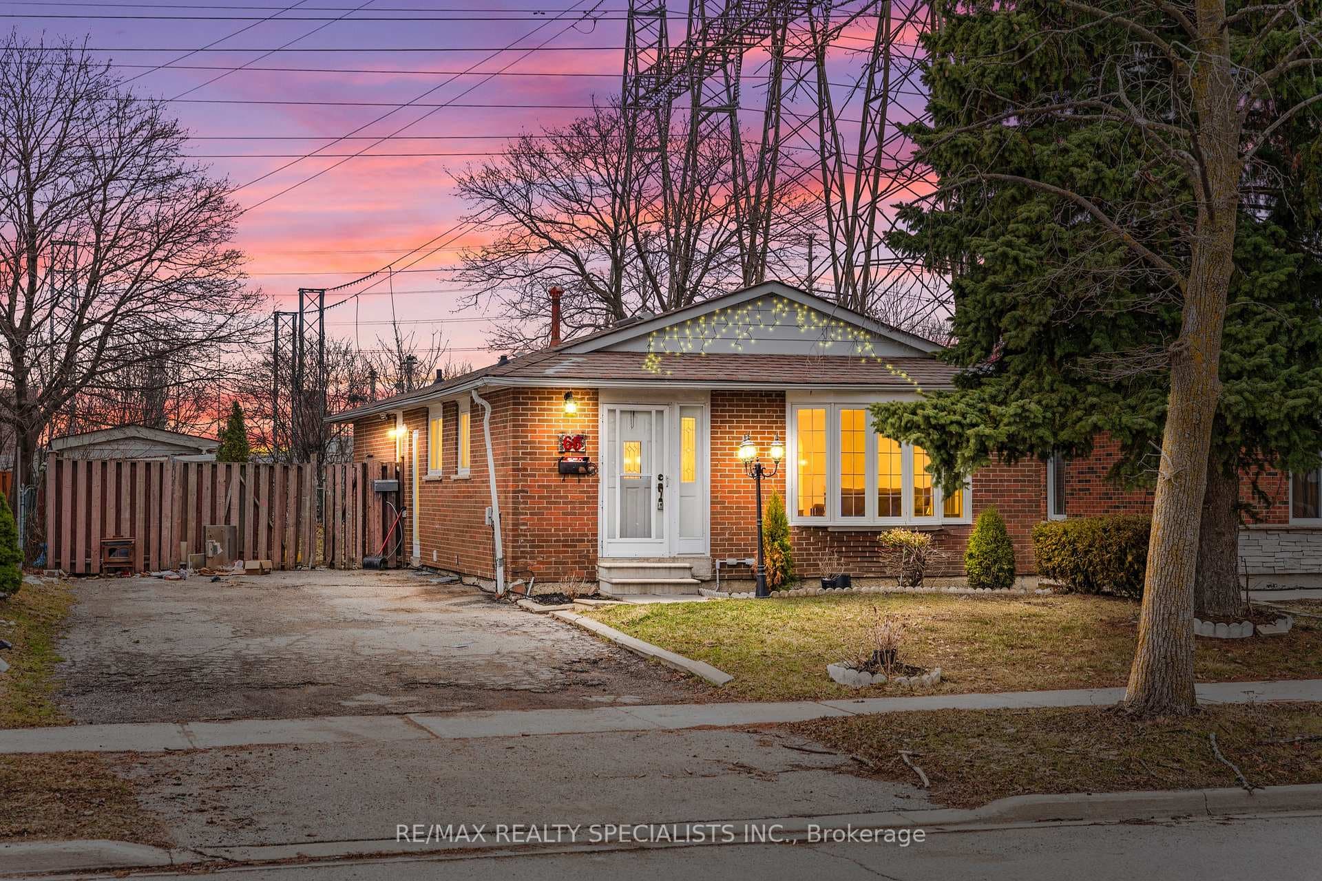 66 Avening Drive, Etobicoke (West Mall / Rexdale), ON M9V 1Y1 - Photo 1