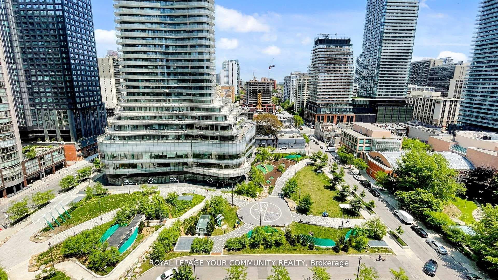 909 Bay Street Unit 1609, Downtown Toronto / Waterfront, ON M5S 3G2 - Photo 1