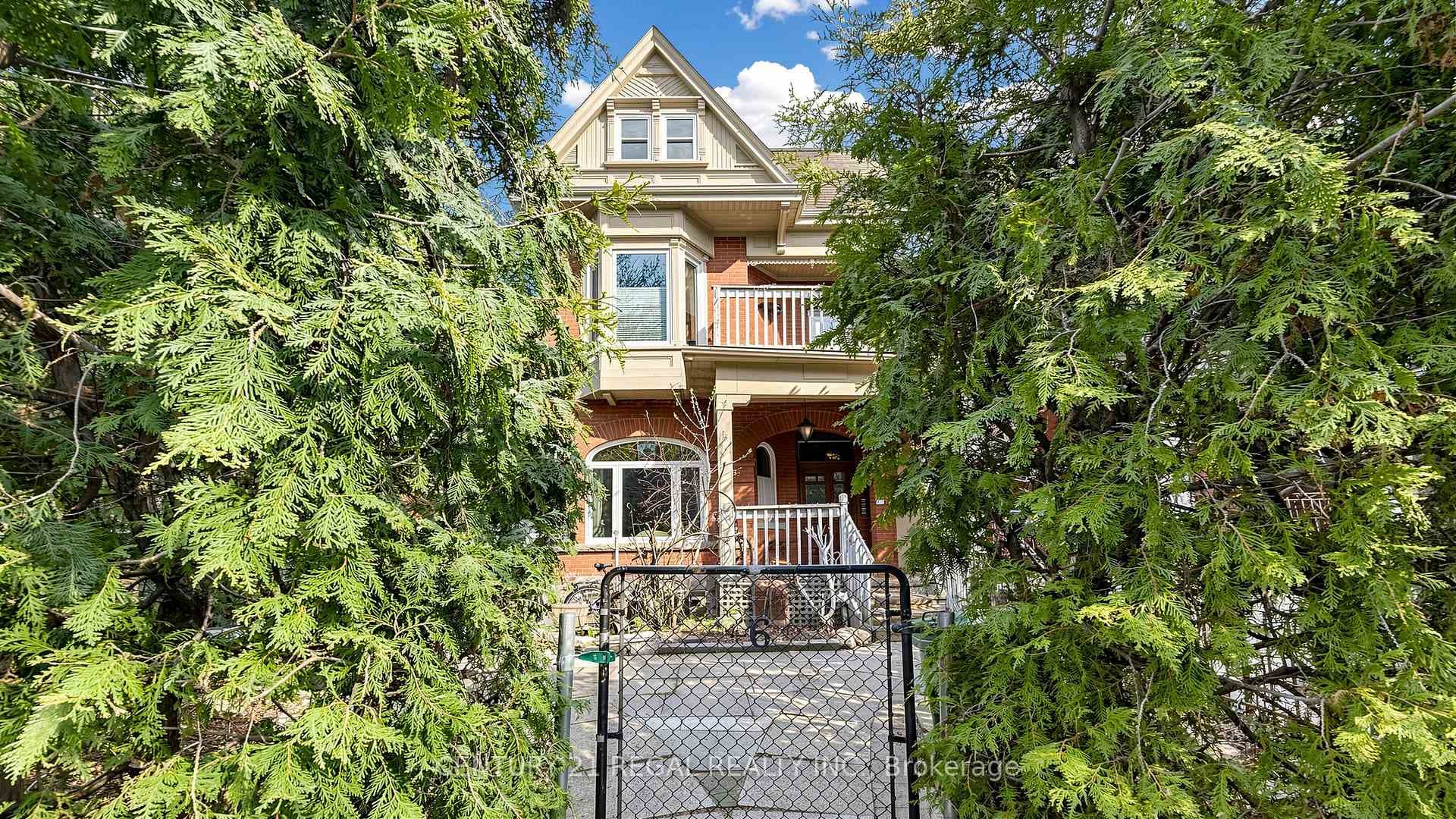 26 MACDONELL Avenue, High Park / Junction / Roncesvalles, ON M6R 2A2 - Photo 1