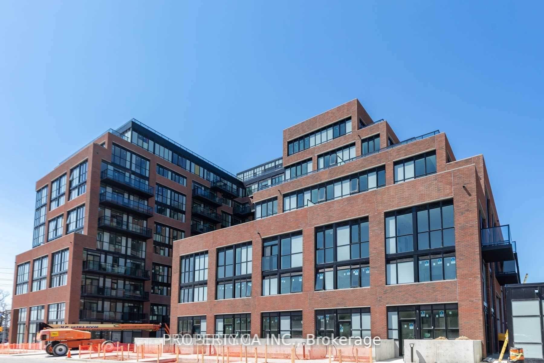 2300 St. Claire Avenue Unit 429, Bloor West Village / Swansea, ON M6N 4X9 - Photo 1