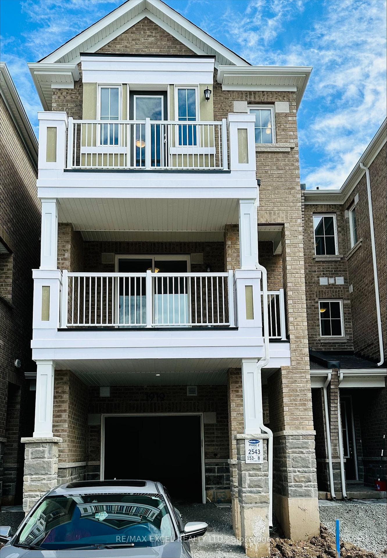 1919 Thames Circle, Milton