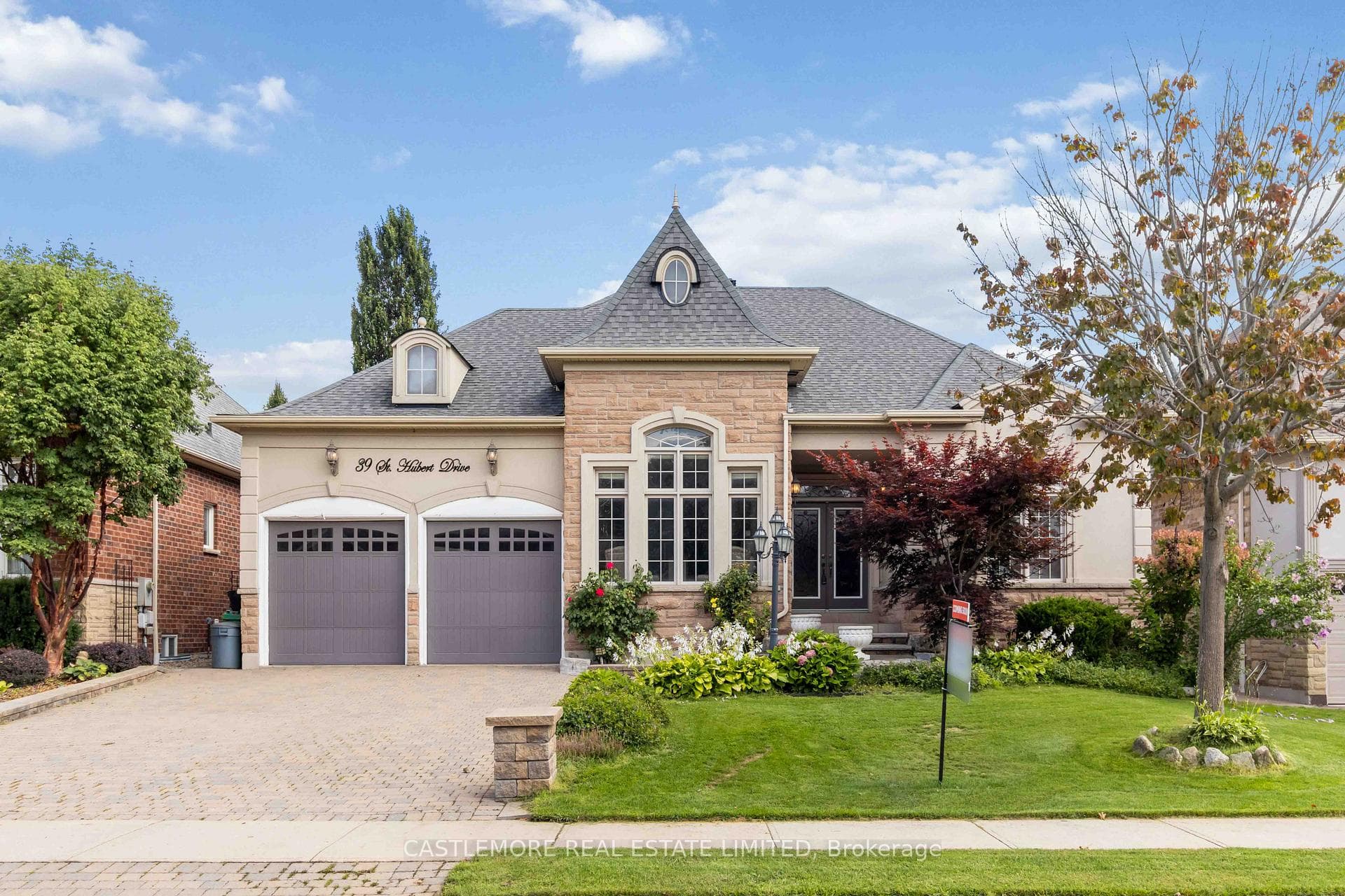 39 Saint Hubert Drive, Brampton