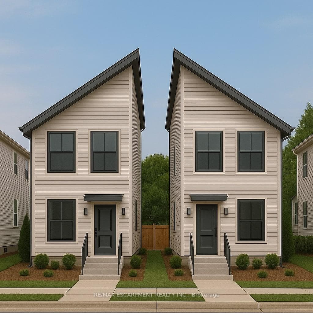 386 East 25th Street, Hamilton, ON L8V 3B1 - Photo 1