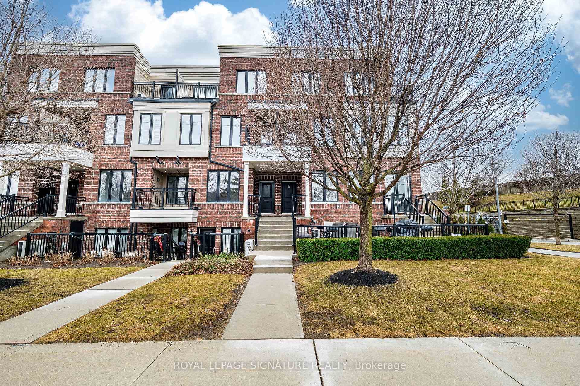 120 Twenty Fourth Street Unit 27, Liberty Village / Parkdale / South Parkdale, ON M8V 0B9 - Photo 1