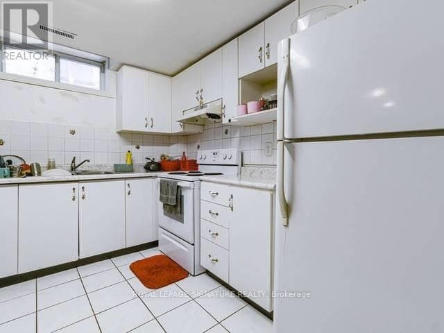52 Pennsylvania Avenue Unit Basement, Brampton, ON L6Y 4P2 - Photo 1