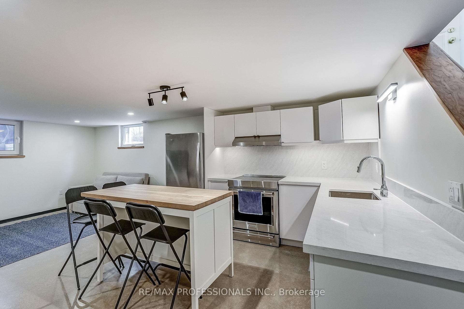 9 Cashman Crescent Unit BSMT, Keelesdale / Eglinton West, ON M6N 4M6 - Photo 1