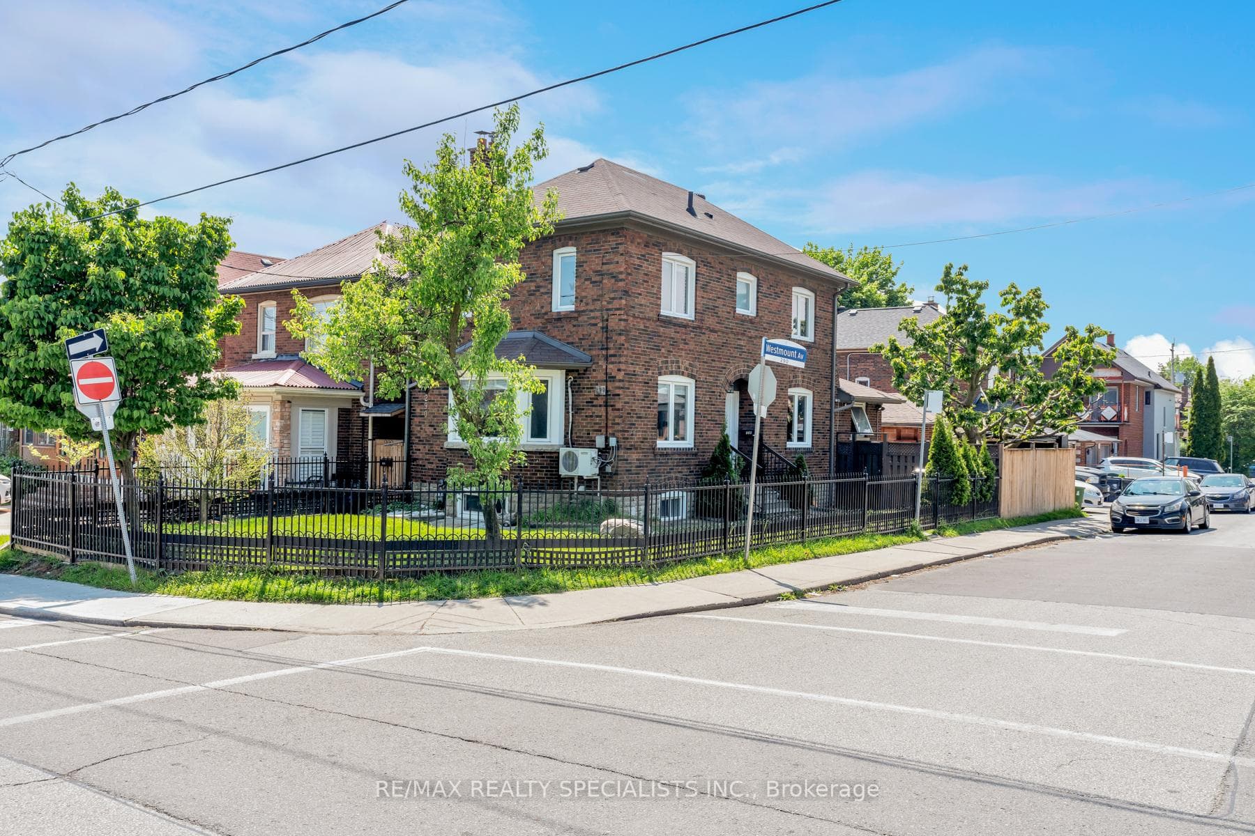 290 Westmount Avenue Unit Lower, Forest Hill / Deer Park, ON M6E 3N1 - Photo 1