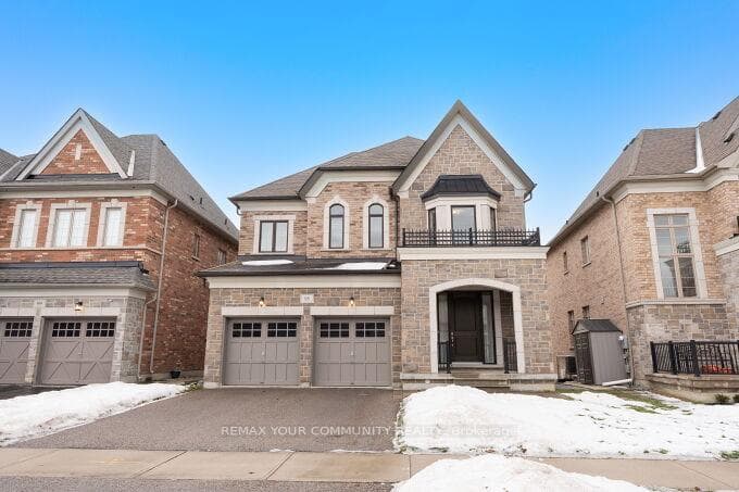 95 Strawbridge Farm Drive, Aurora, ON L4G 0T9 - Photo 1