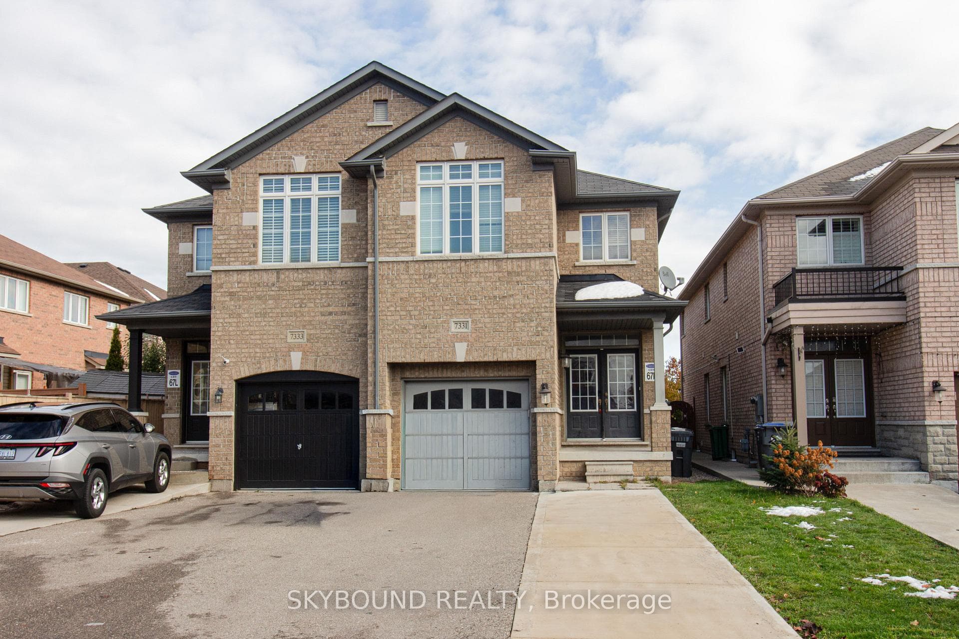 7331 Golden Meadow Court, Mississauga, ON L5W 0B9 - Photo 1