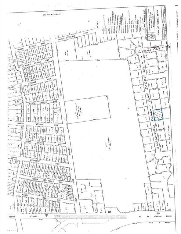 Vacant lot, treed, outlined asstriped lot