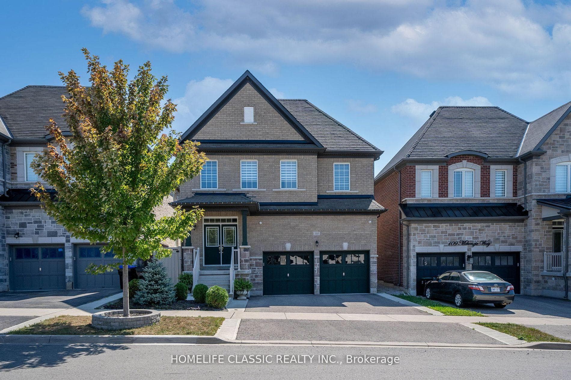 105 McKenzie Way, Bradford West Gwillimbury
