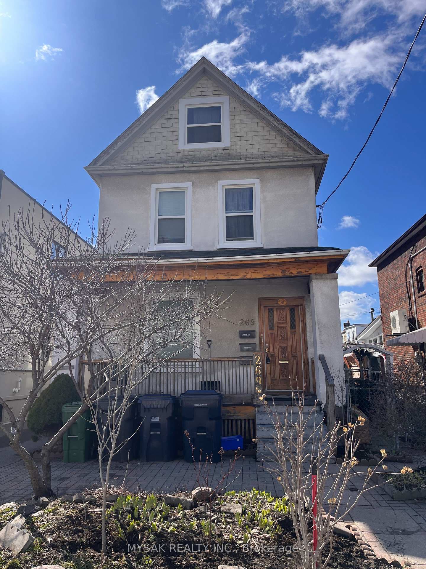 269 Sammon Avenue, Toronto E03