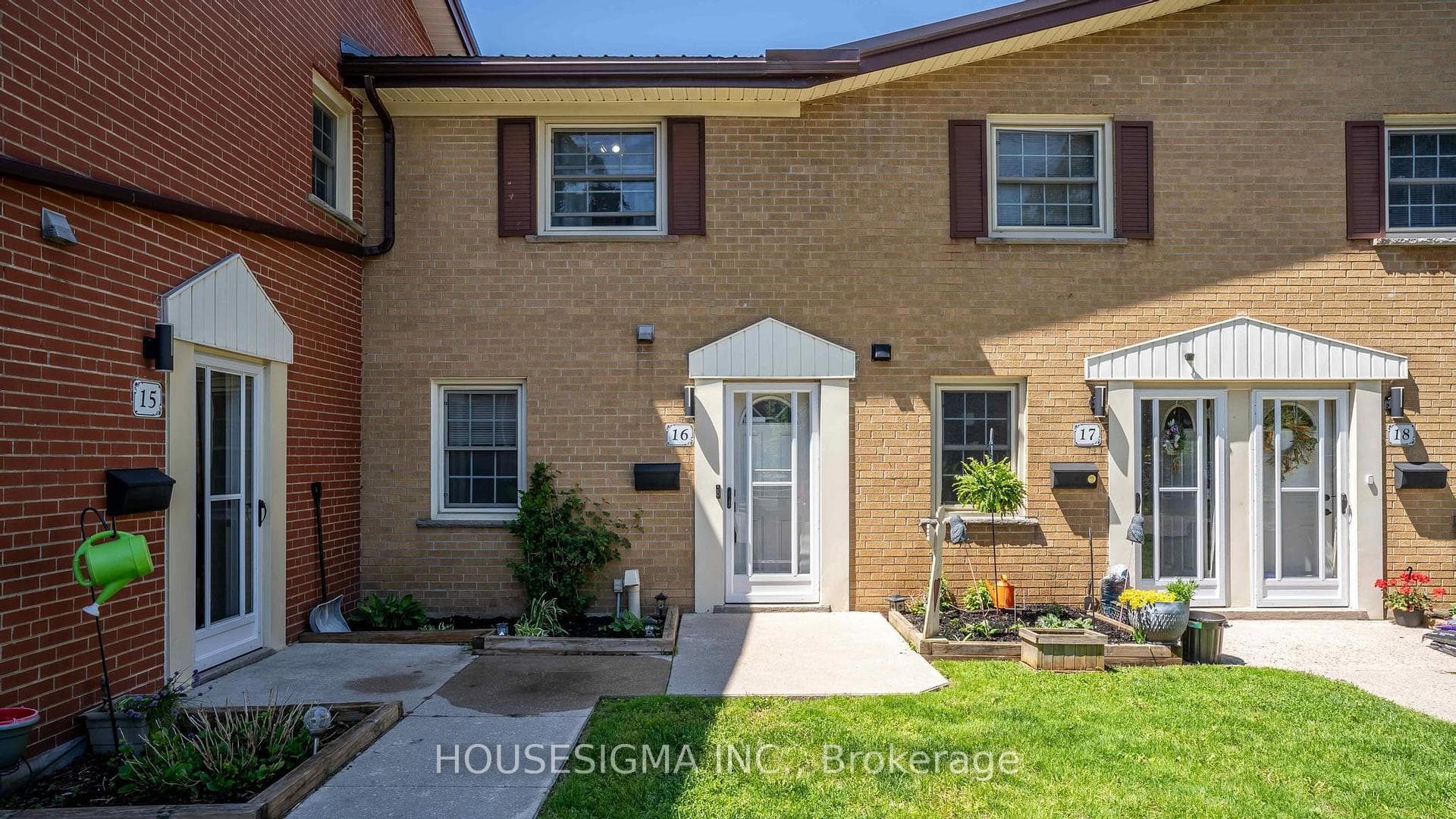 16 Arbour Glen Crescent, London East, ON N5Y 1Z9 - Photo 1