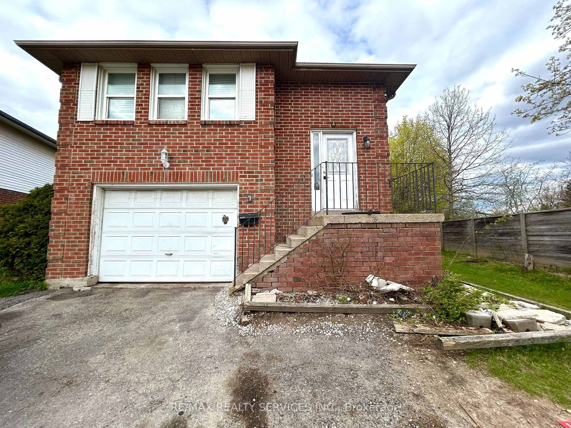 1 Braidwood Lake Road, Brampton, ON L6Z 2K1 - Photo 1