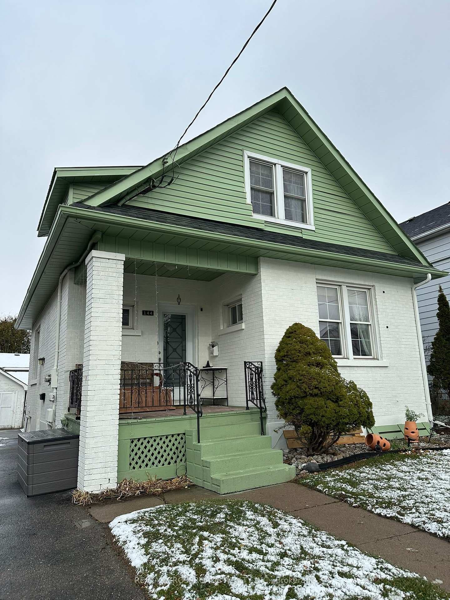 144 Conant Street Unit Main/Upper, Oshawa, ON L1H 3R8 - Photo 1