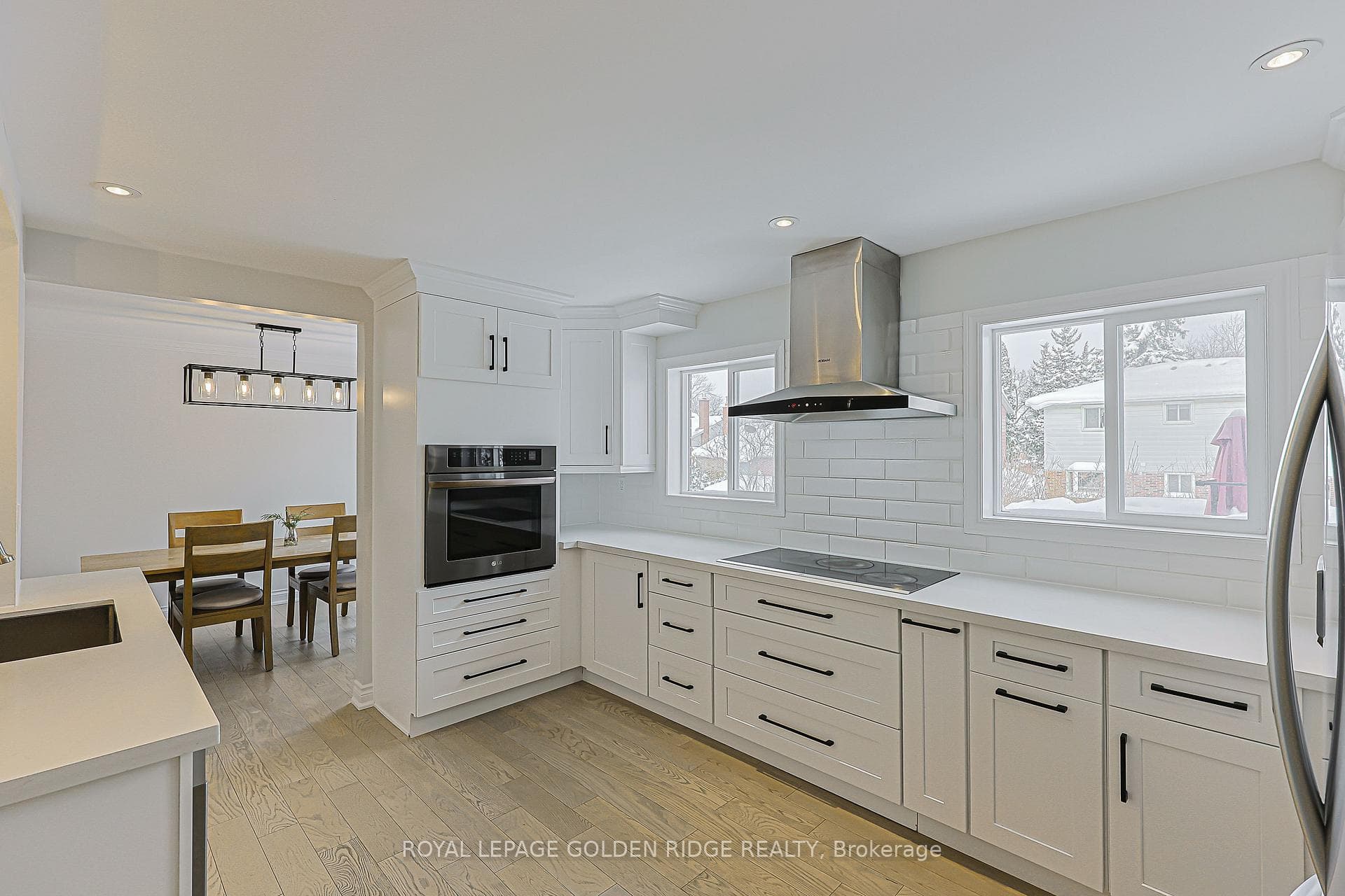 18 Deerpath Road, Don Mills / Parkwoods / Victoria Village, ON M3A 1R5 - Photo 1
