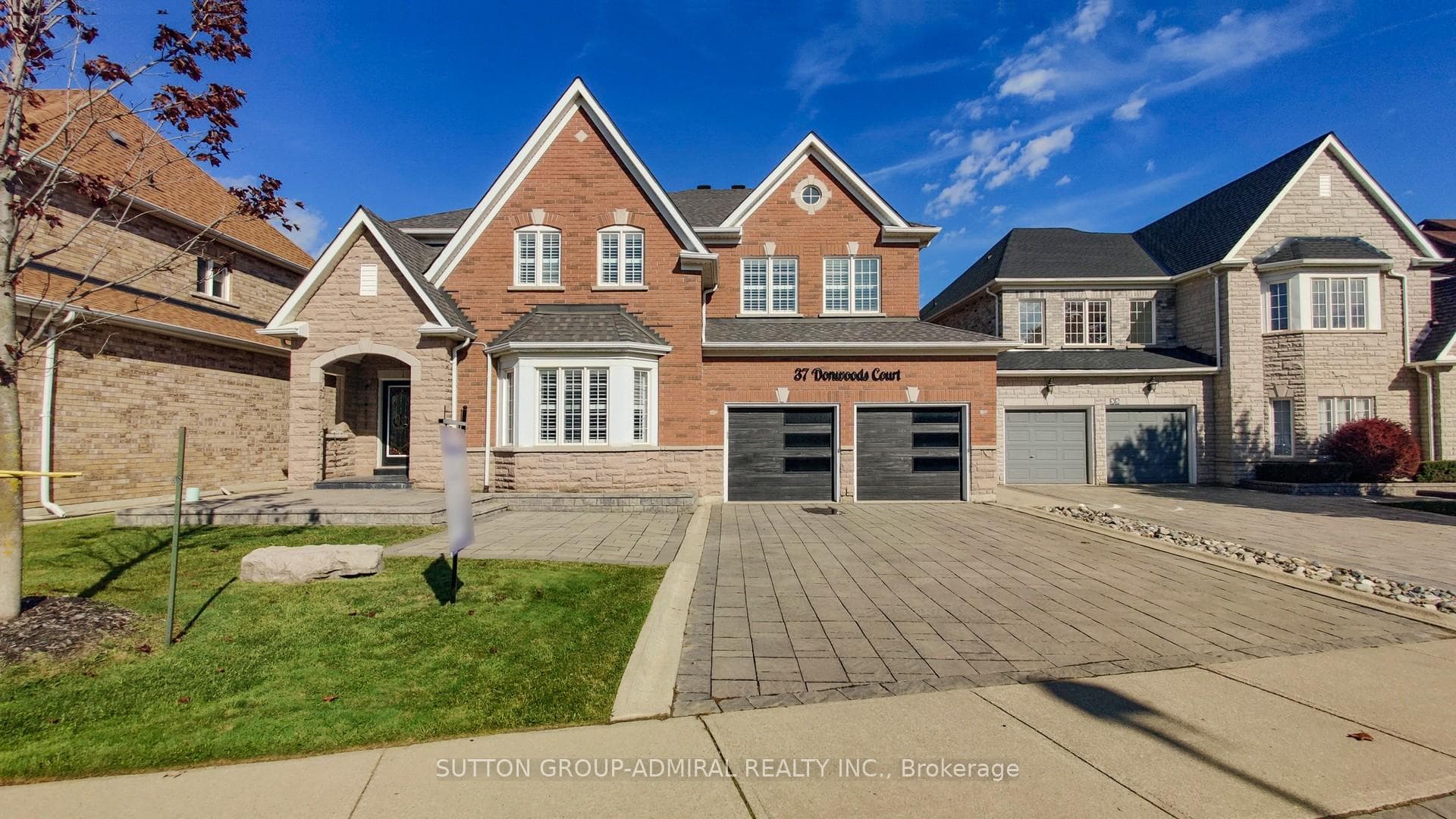 37 Donwoods Court, Brampton, ON L6P 1T6 - Photo 1