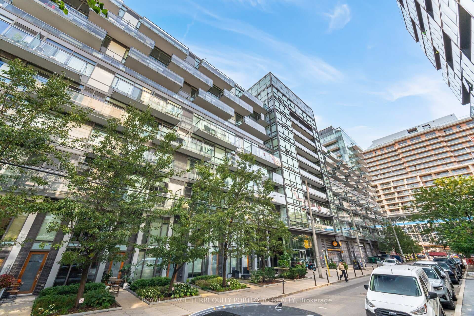 55 Stewart Street Unit 707, Downtown Toronto / Waterfront, ON M5V 2V1 - Photo 1