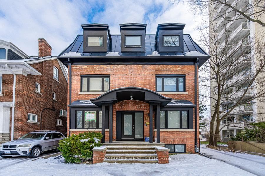 67 Oakmount Road Unit 3, Bloor West Village / Swansea, ON M6P 2M3 - Photo 1