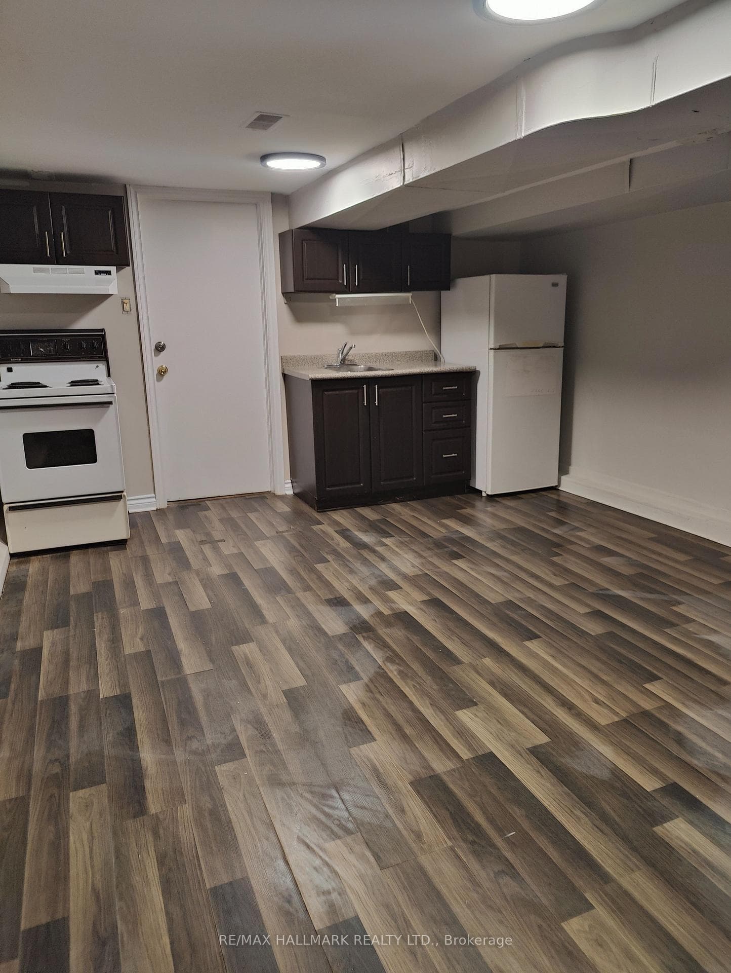172 Waverley Road, The Beaches / Upper Beaches, ON M4L 3T3 - Photo 1