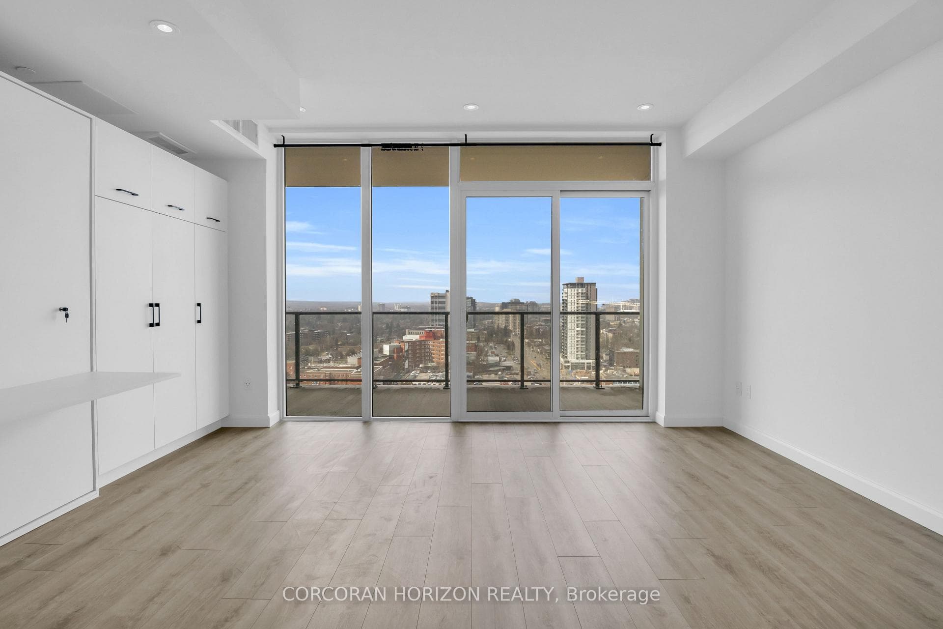 741 King Street Unit 1711, Kitchener, ON N2G 1E5 - Photo 1