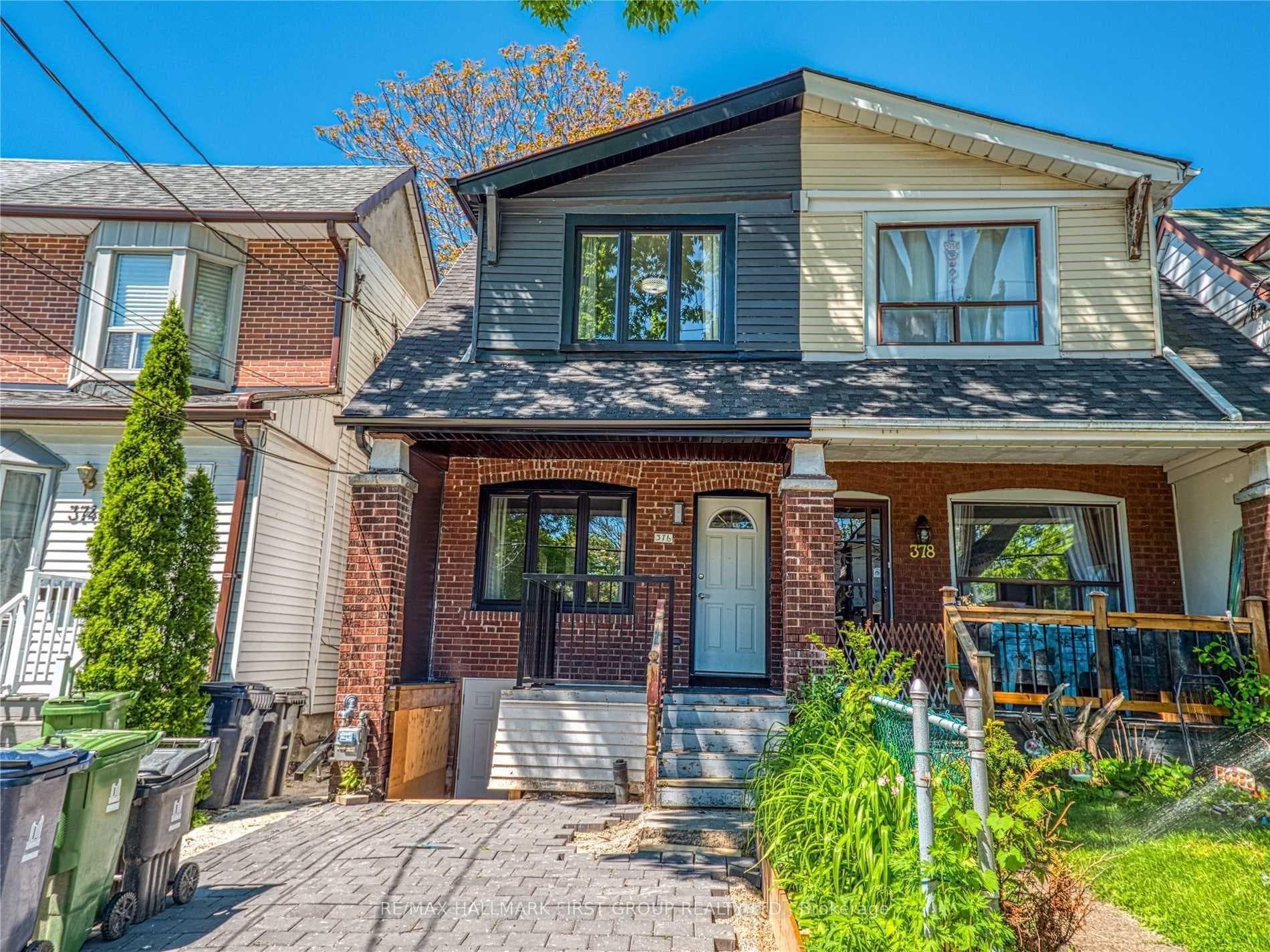 376 Rhodes Avenue Unit Lower, Riverdale / Leslieville, ON M4L 3A5 - Photo 1