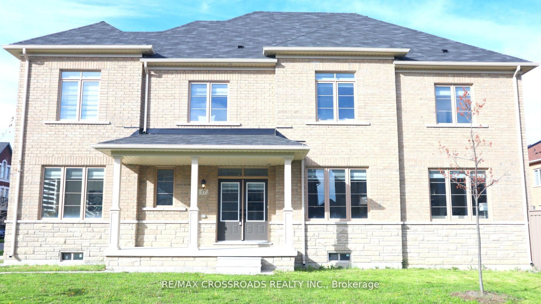 17 Fruitvale Circle, Brampton, ON L7A 5B8 - Photo 1