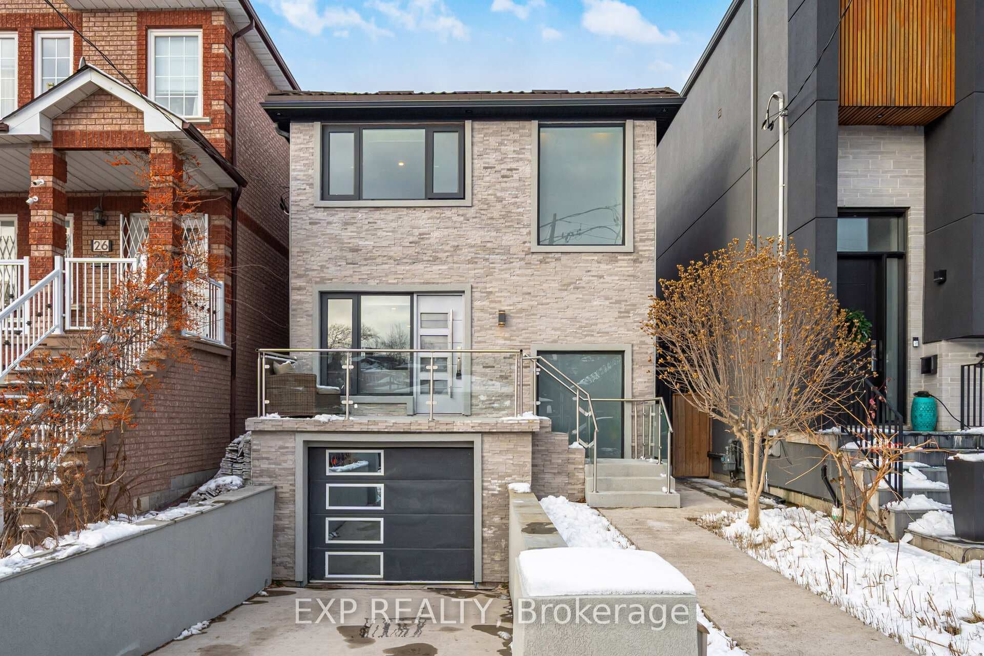 24 Chudleigh Road, Keelesdale / Eglinton West, ON M6E 1Y9 - Photo 1