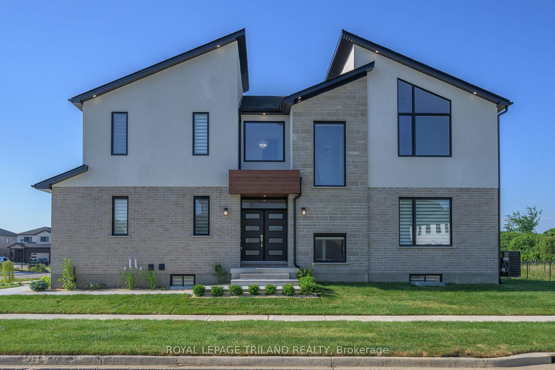 3741 Somerston Crescent, London South, ON N6L 1K3 - Photo 1