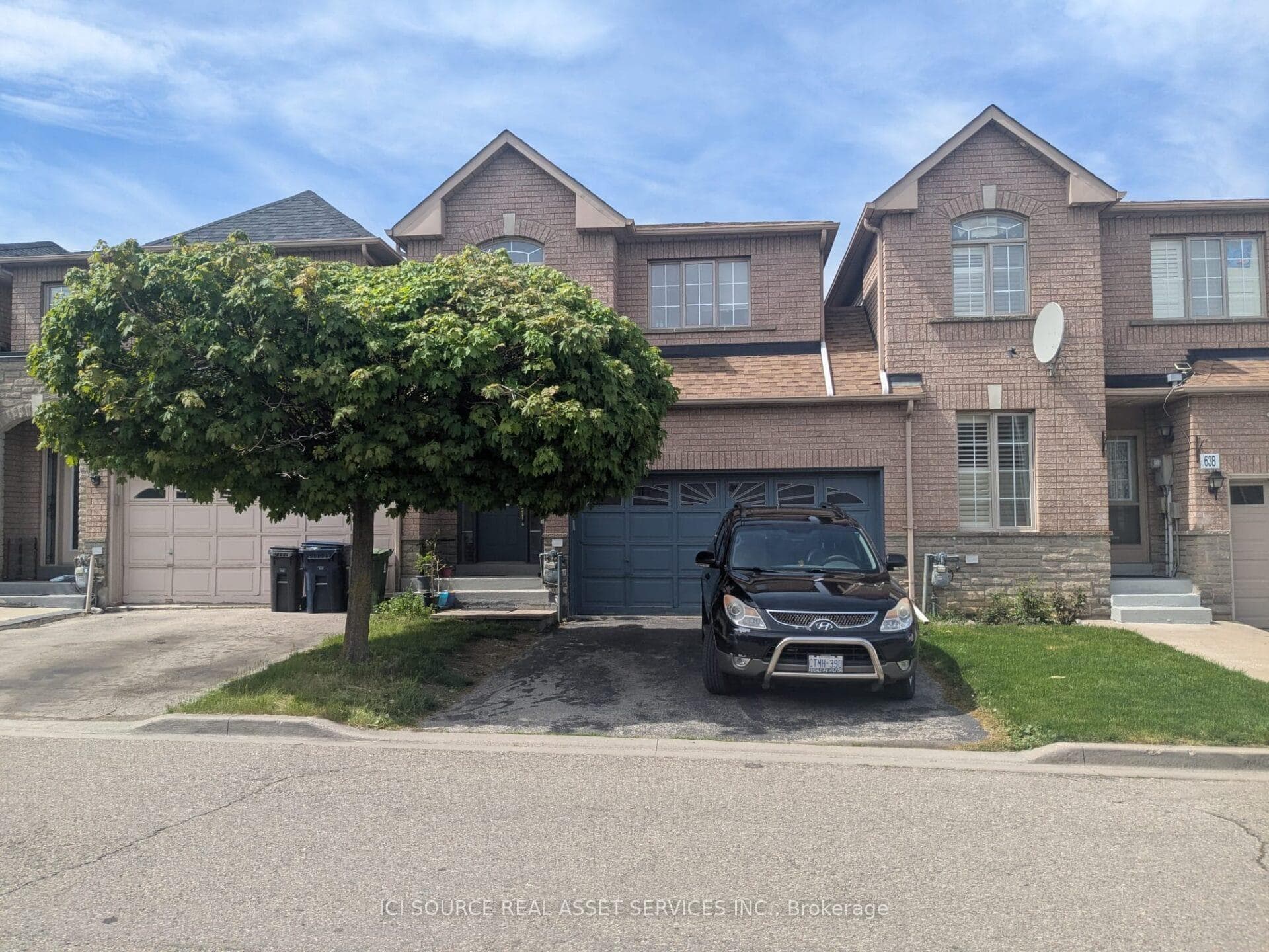 63C View Green Crescent, Toronto W10