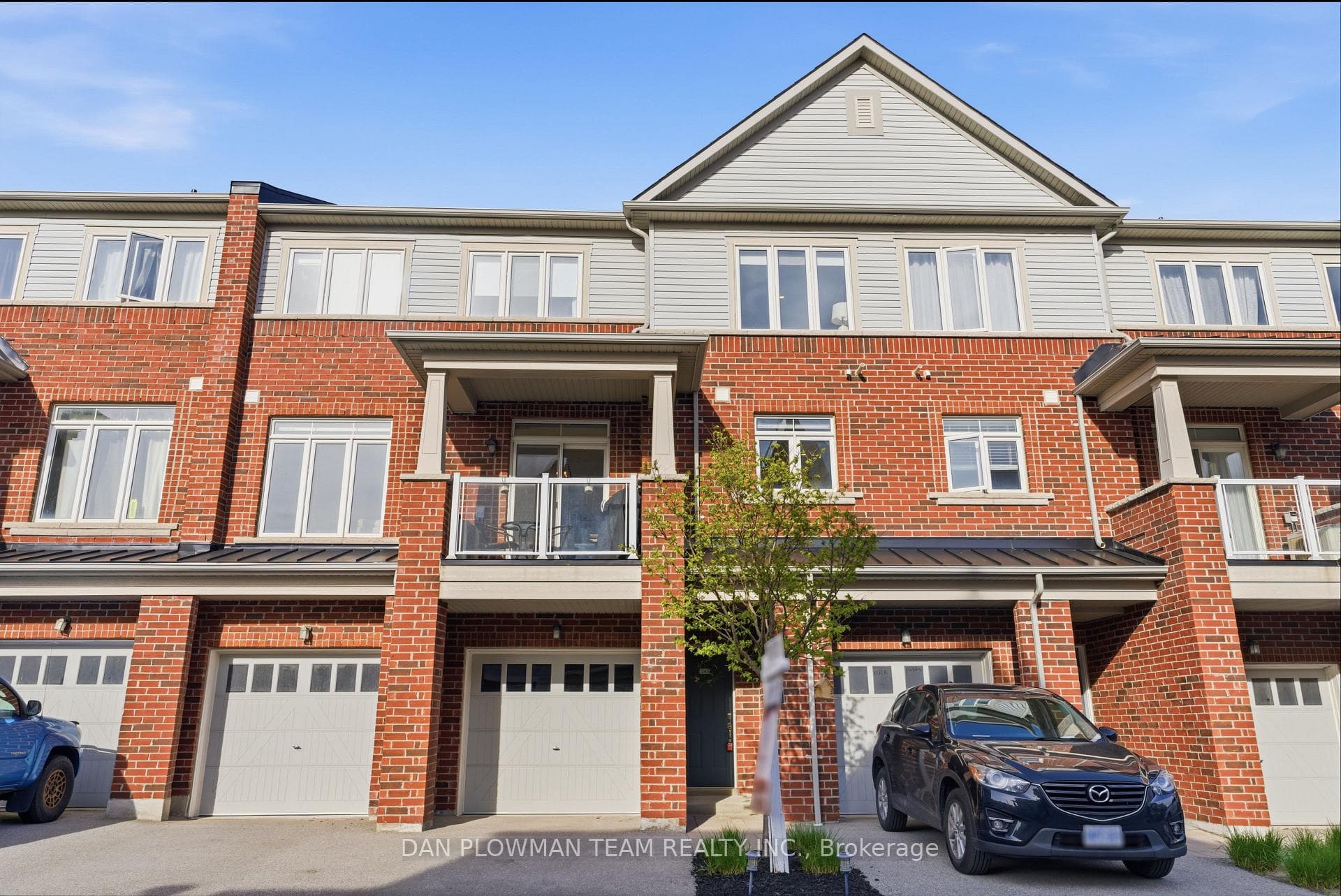 2431 Nantucket Chase, Pickering, ON L1X 0E4 - Photo 1