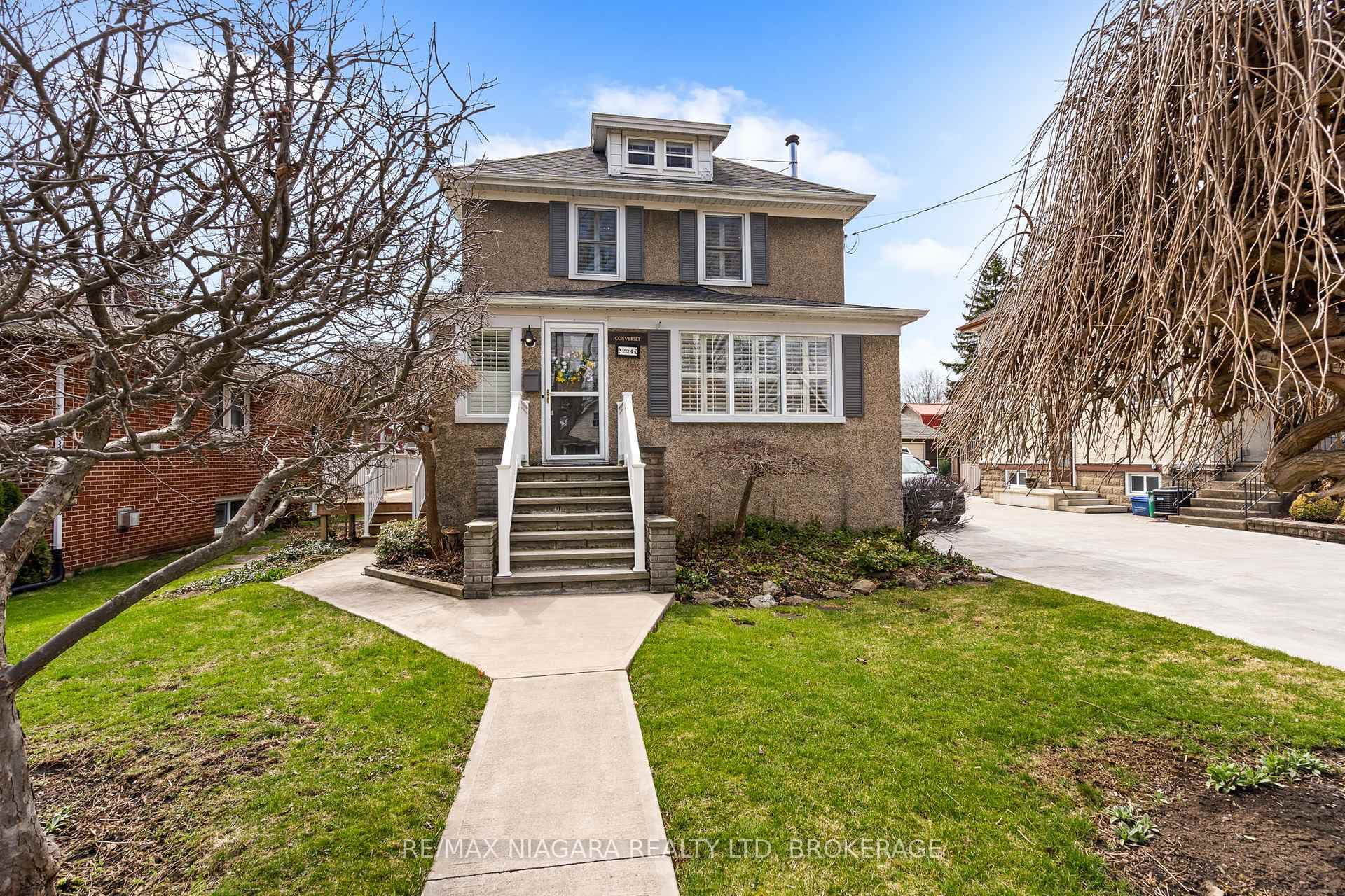 294 Stanley Street, Port Colborne, ON L3K 3A2 - Photo 1