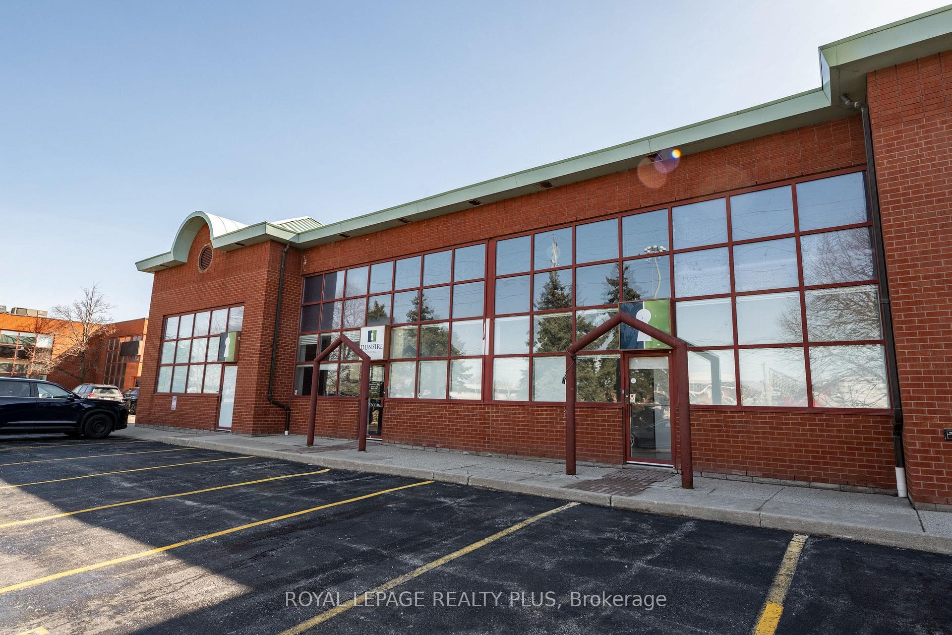 5100 South Service Road Unit 54, Burlington, ON L7L 6A5 - Photo 1