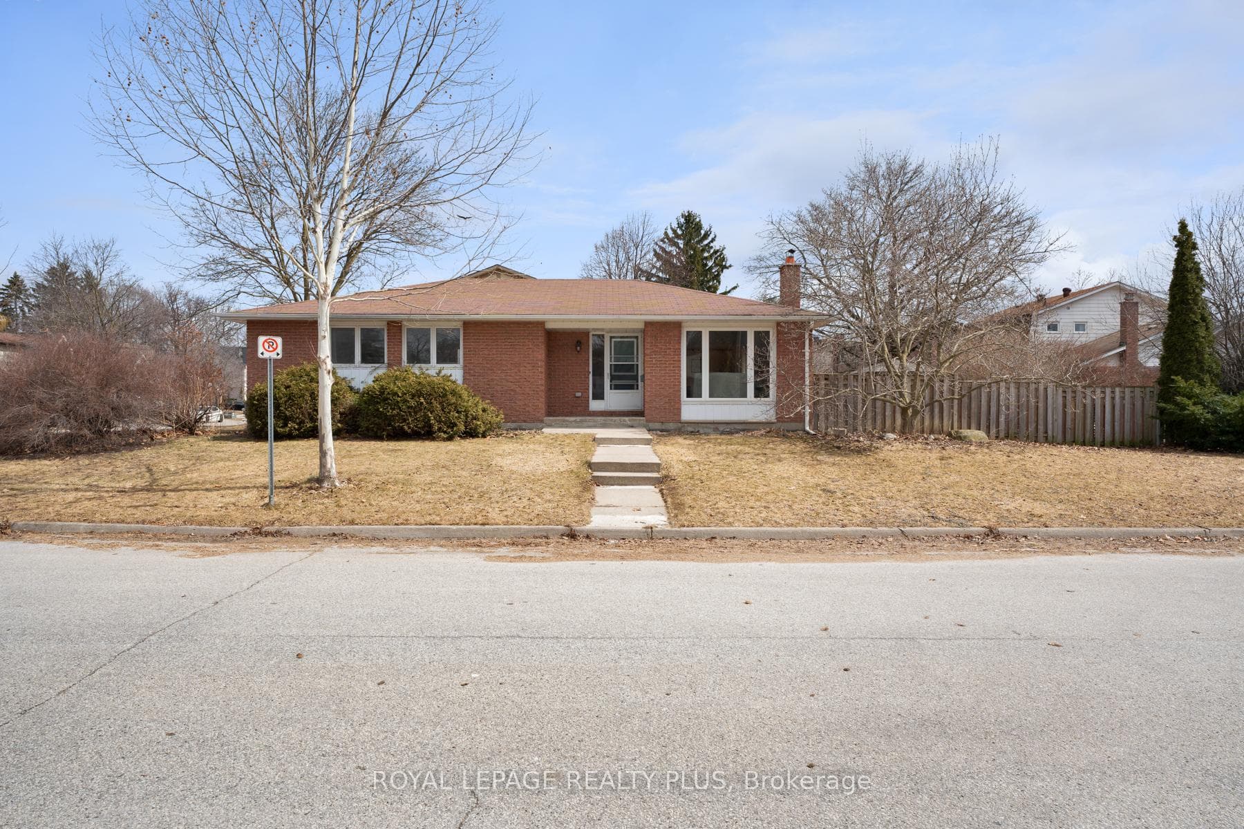 222 Centre Street, Richmond Hill, ON L4C 5K1 - Photo 1