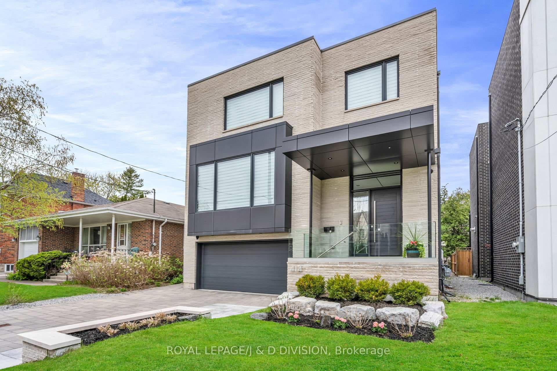 414 Glengarry Avenue, Lawrence Park / Bedford Park, ON M5M 1E8 - Photo 1