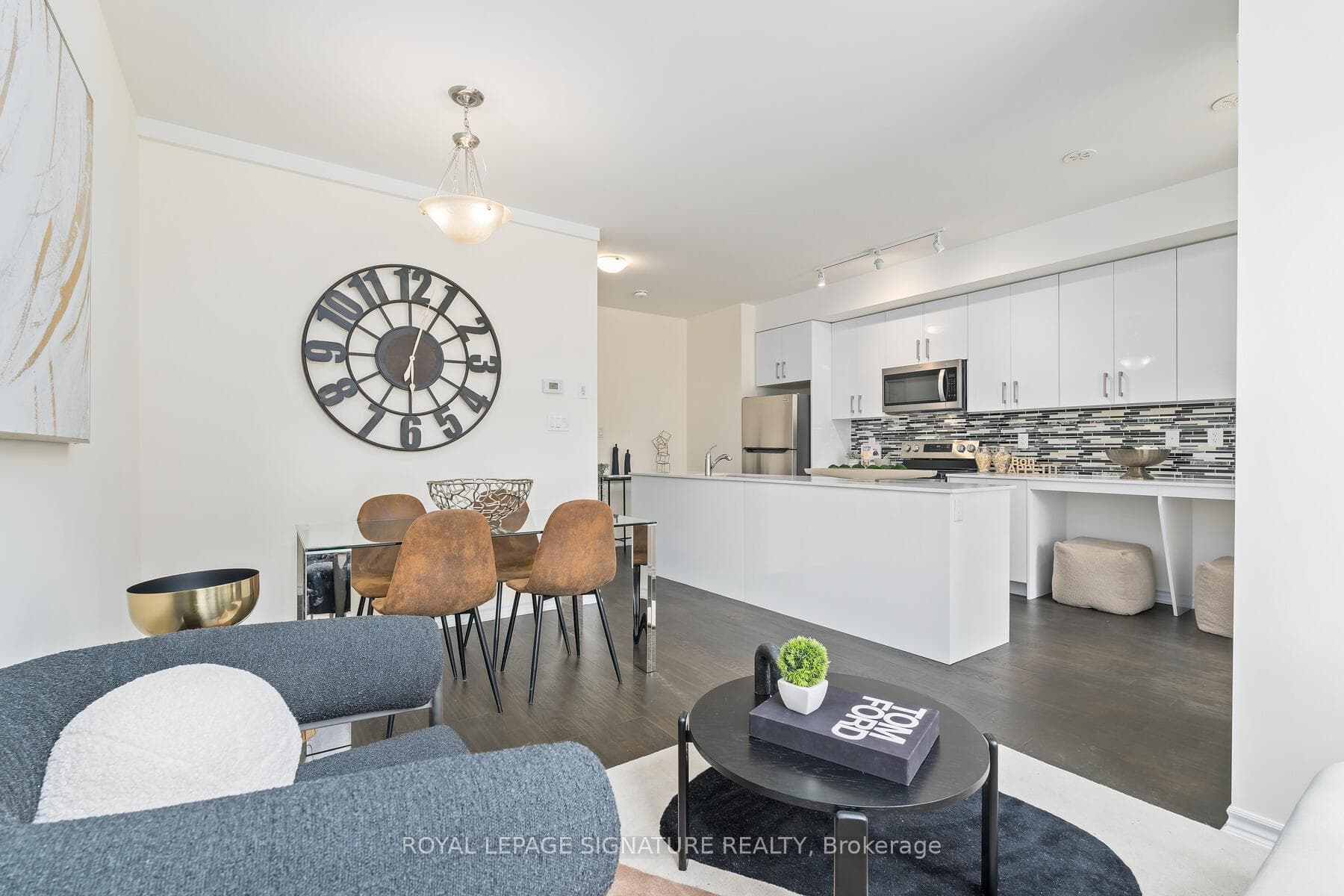 1972R Victoria Park Avenue Unit 30, Don Mills / Parkwoods / Victoria Village, ON M1R 1V1 - Photo 1
