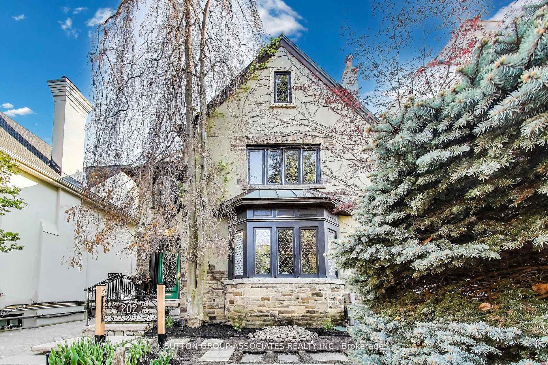 202 Forest Hill Road, Forest Hill / Deer Park, ON M5P 2N4 - Photo 1