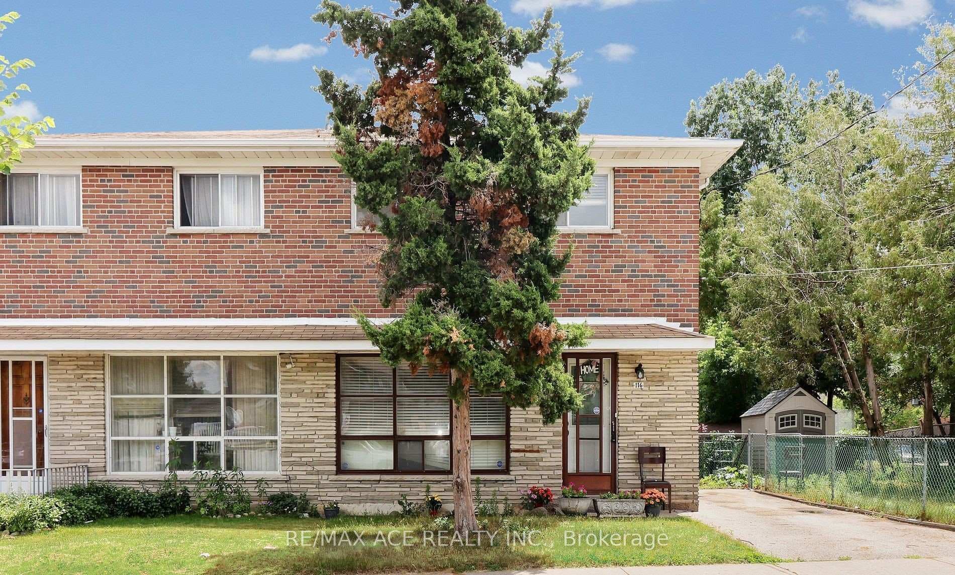 116 Elnathan Crescent, Downsview / Black Creek, ON M9L 2G3 - Photo 1