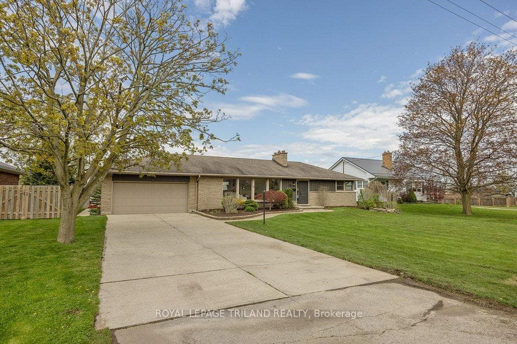 26 Lyndale Avenue, Central Elgin