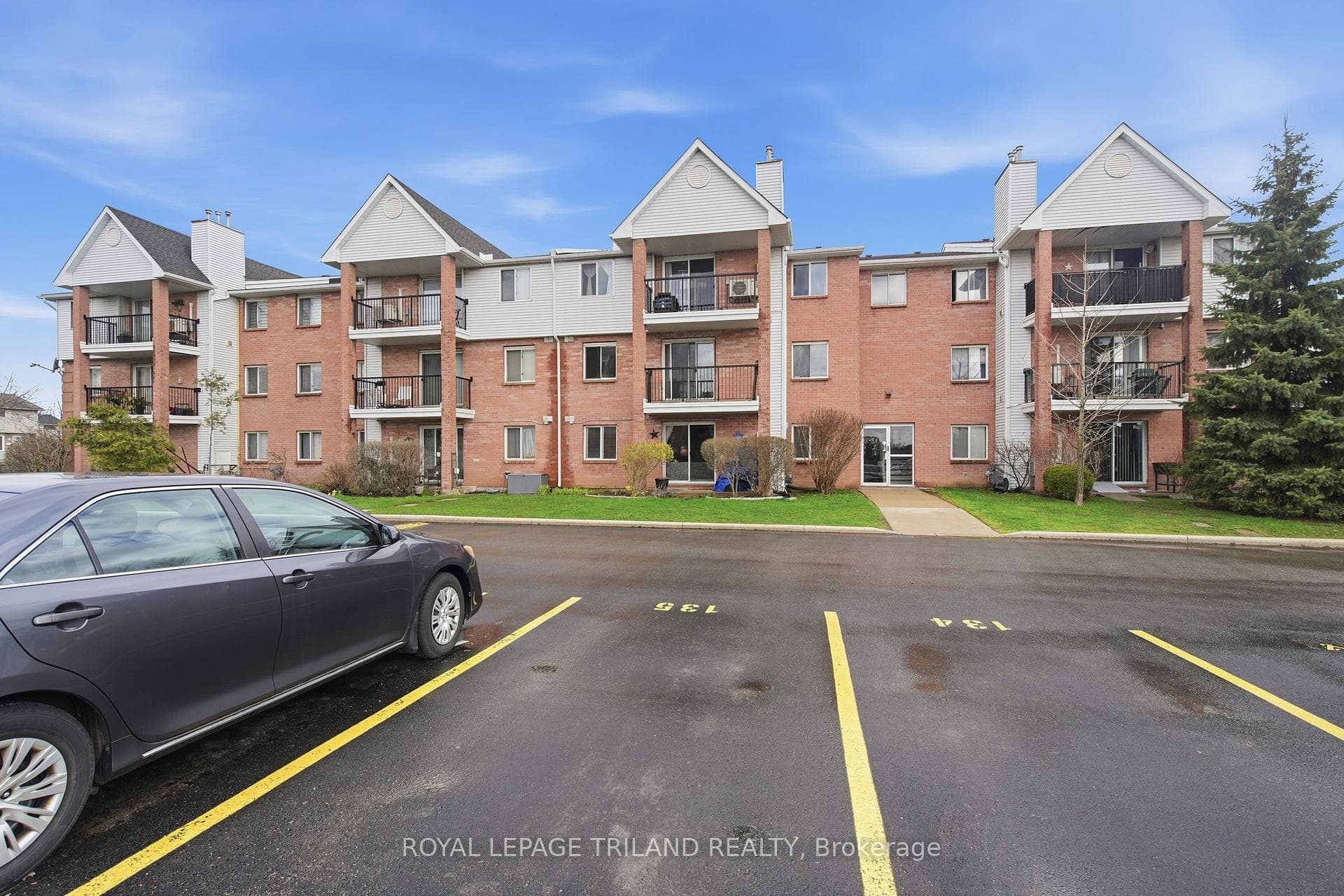 1096 Jalna Boulevard Unit 135, London South, ON N6E 3B8 - Photo 1
