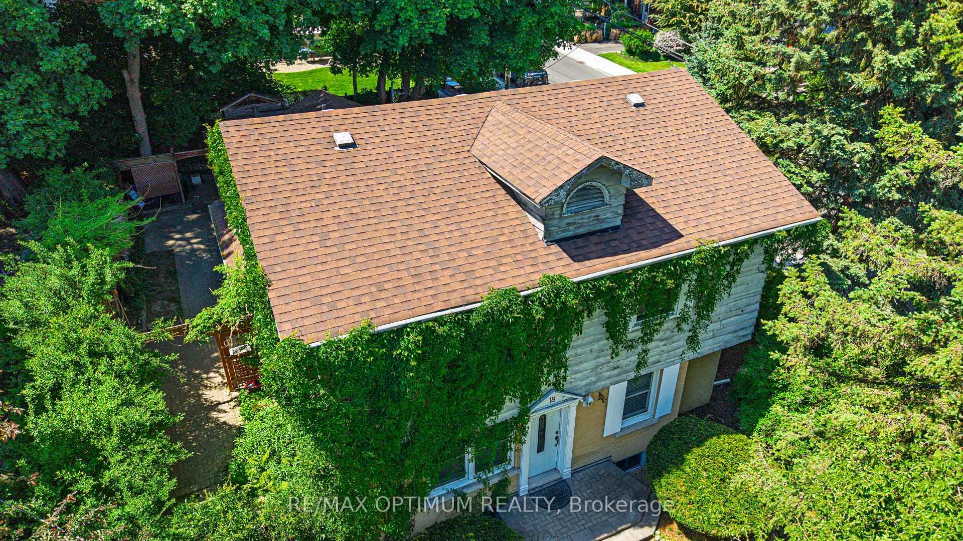 18 Armstrong Street, Brampton, ON L6W 1W6 - Photo 1